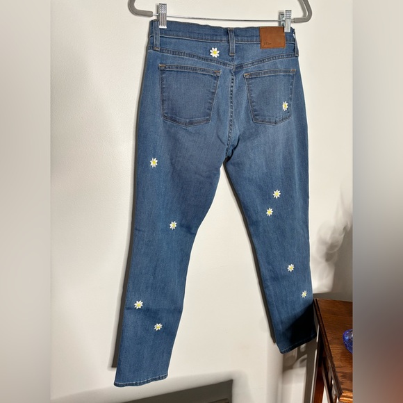 J. Crew Slim Boyfriend Jeans Size 27 Daisy Embroidery - Picture 3 of 15
